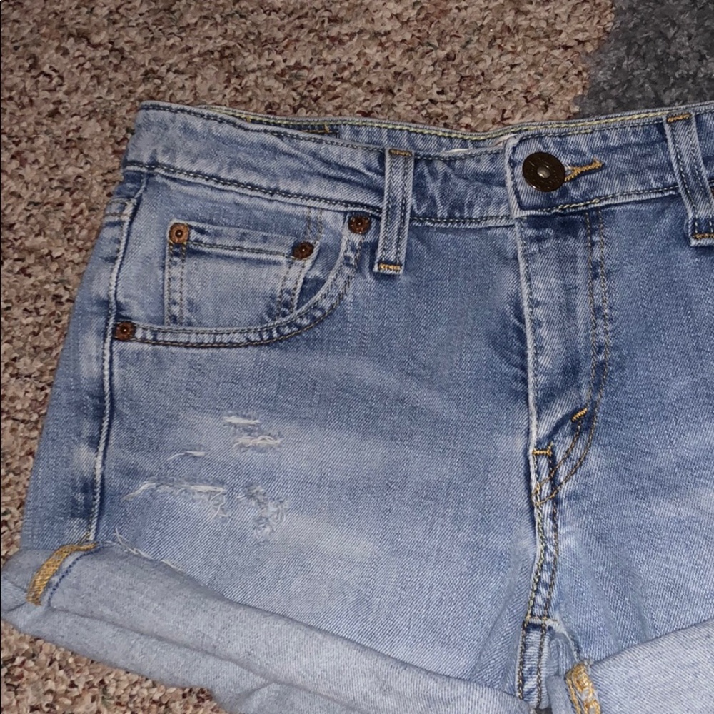 Levi shorts